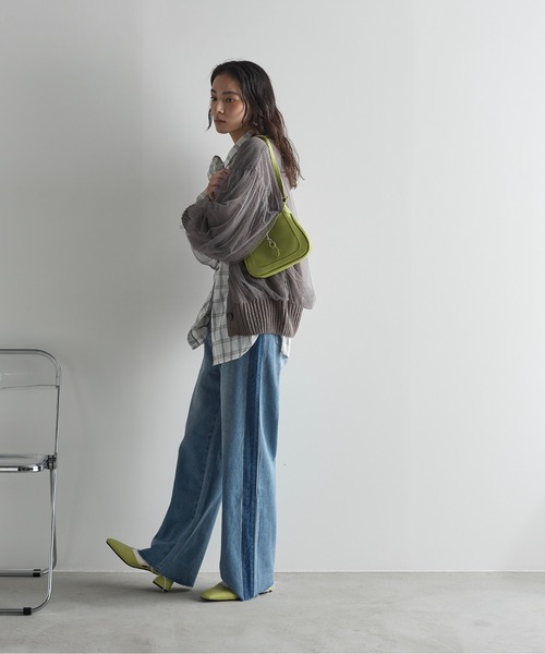 THE YOn（ザヨン）の「ハンギングクリップアクセントショルダーバッグ（ショルダーバッグ・レディース・イエロー/ピンク/グリーン/ブラック・FREE）」の21枚目の写真