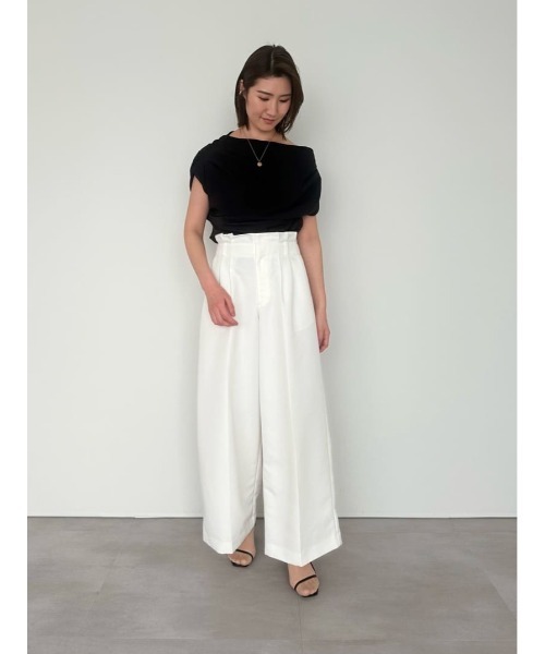 UR'S(ユアーズ)の「ウエストタックセンタープレスワイドパンツ(その他パンツ・レディース・チャコール/ライトベージュ/ホワイト・L/M/S)」の9枚目の写真