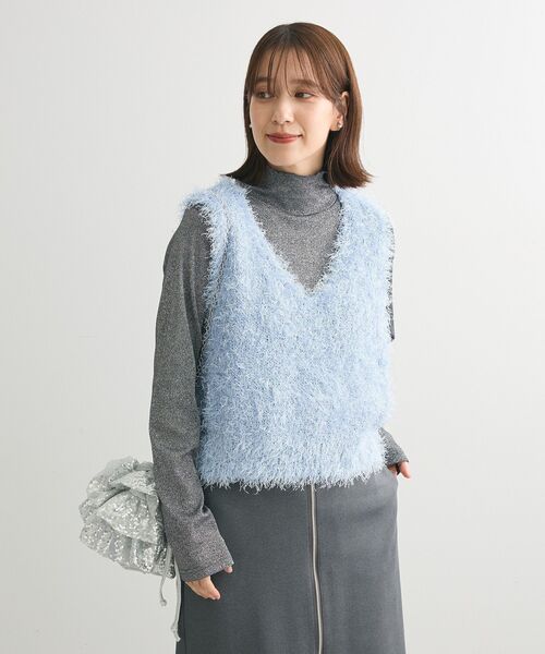 Green　Parks（グリーンパークス）の「Vネックフサフサベスト（ベスト・レディース・ライトグレー/サックスブルー/ホワイト系その他2・FREE）」の8枚目の写真