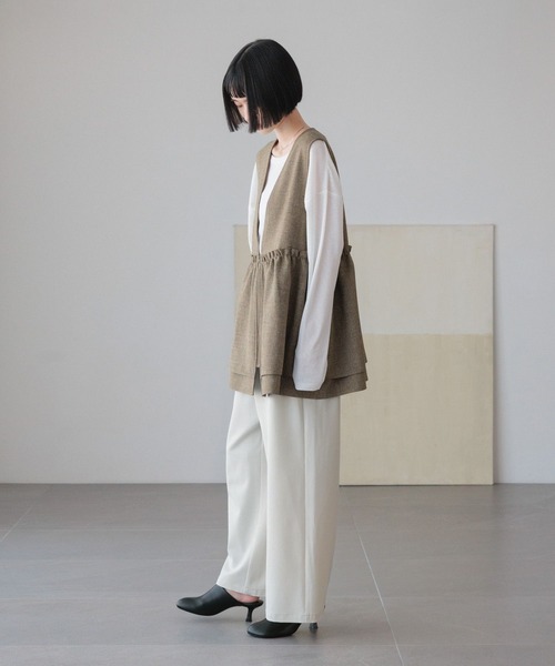 LOWRYS FARM（ローリーズファーム）の「ギャザーワイドイージーパンツ　288508（その他パンツ・レディース・ブラック/チャコールグレー/アイボリー/グリーン/ベージュ/ライトグリーン/ブルー/ベージュ系その他・FREE/LARGE/SMALL）」の11枚目の写真