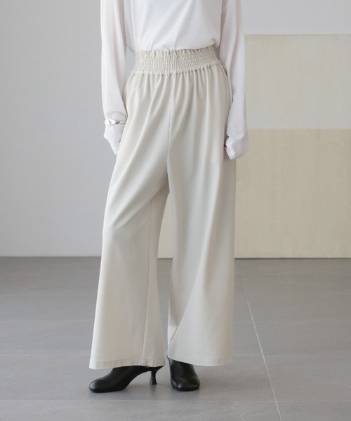 LOWRYS FARM（ローリーズファーム）の「ギャザーワイドイージーパンツ　288508（その他パンツ・レディース・ブラック/チャコールグレー/アイボリー/グリーン/ベージュ/ライトグリーン/ブルー/ベージュ系その他・FREE/LARGE/SMALL）」の13枚目の写真