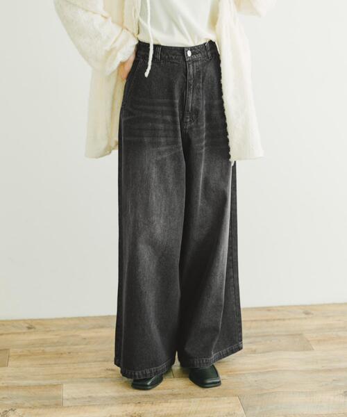 ITEMS URBANRESEARCH（アイテムズ アーバンリサーチ）の「ワイドデニム（デニムパンツ・レディース・ブルー系その他/インディゴブルー/ブラック系その他/ブラック・MEDIUM/SMALL）」の21枚目の写真