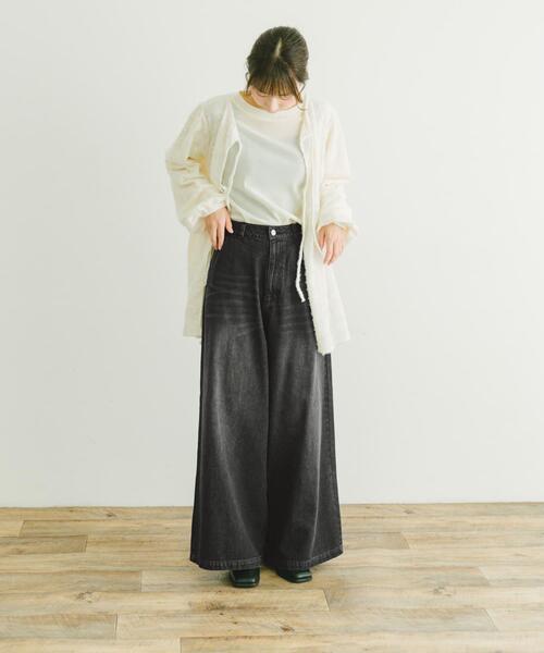 ITEMS URBANRESEARCH（アイテムズ アーバンリサーチ）の「ワイドデニム（デニムパンツ・レディース・ブルー系その他/インディゴブルー/ブラック系その他/ブラック・MEDIUM/SMALL）」の18枚目の写真