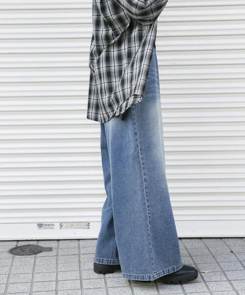 ITEMS URBANRESEARCH(アイテムズ アーバンリサーチ)の「ワイドデニム(デニムパンツ・レディース・ブルー系その他/インディゴブルー/ブラック系その他/ブラック・MEDIUM/SMALL)」の20枚目の写真