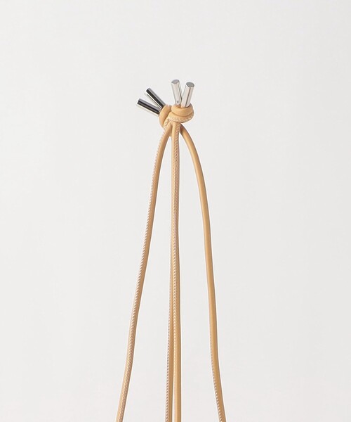 green label relaxing(グリーンレーベルリラクシング)の「フリンジ ドロスト 巾着バッグ(ショルダーバッグ・レディース・シルバー/イエロー/ブラック・FREE)」の18枚目の写真