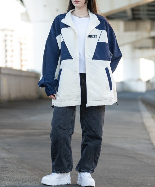 JOHN'S CLOSET（ジョンズクローゼット）の「【13】ボディ切替 ナイロンフルジップブルゾン（ナイロンジャケット・メンズ・ワイン/オフホワイト/ブラック・LARGE/MEDIUM）」の11枚目の写真