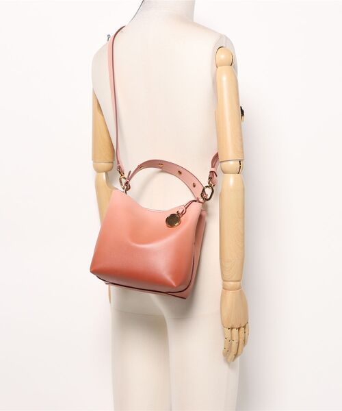 FOSSIL（フォッシル）の「フォッシル 斜めがけバッグ レディース レザー レッド スマホ収納可 ZB11110633（ハンドバッグ・レディース・レッド・FREE）」の8枚目の写真