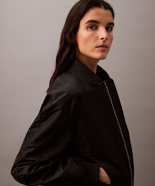 ナイロン ボンバージャケット（ナイロンジャケット）｜Calvin Klein