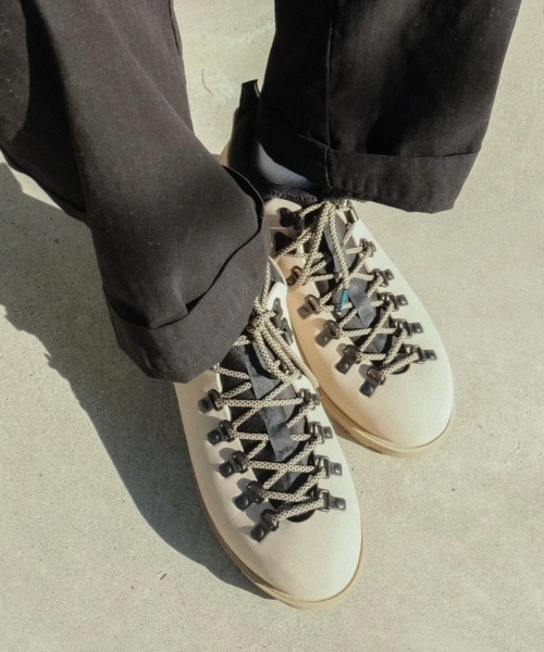 go slow caravan(ゴースローキャラバン)の「native SHOES/ネイティブシューズ Fitzsimmons Citylite Bloom(ブーツ・メンズ・タン/パープル/ブラック/カーキ・22.5cm/23.5cm/24.5cm/26cm/27cm/28cm)」の16枚目の写真
