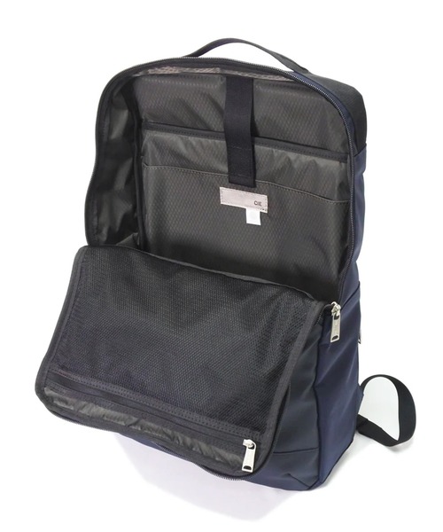 CIE（シー）の「【CIE】SQUARE BACKPACK-01 021826（バックパック/リュック・メンズ・ブラック/グレー/ネイビー・FREE）」の8枚目の写真