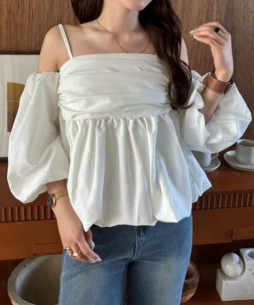efill（エフィル）の「スリーブ バルーン オフショルダー ブラウス（シャツ/ブラウス・レディース・ホワイト・FREE）」の12枚目の写真