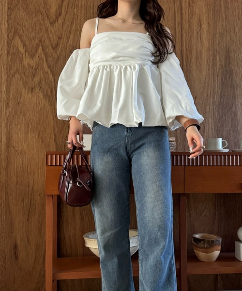 efill（エフィル）の「スリーブ バルーン オフショルダー ブラウス（シャツ/ブラウス・レディース・ホワイト・FREE）」の7枚目の写真