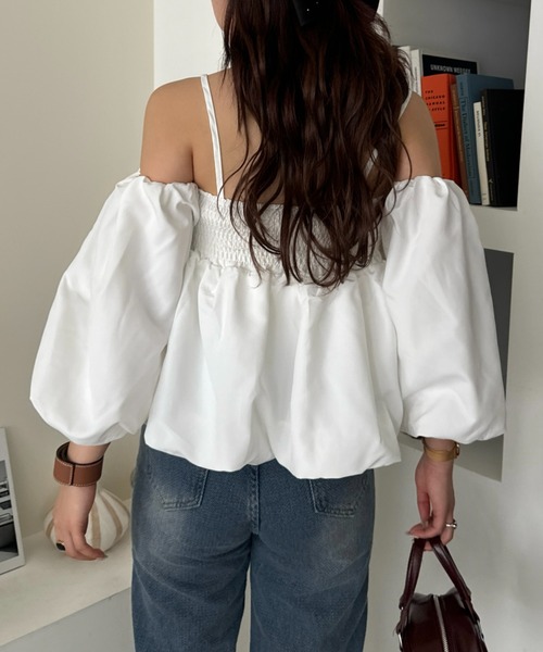 efill（エフィル）の「スリーブ バルーン オフショルダー ブラウス（シャツ/ブラウス・レディース・ホワイト・FREE）」の15枚目の写真