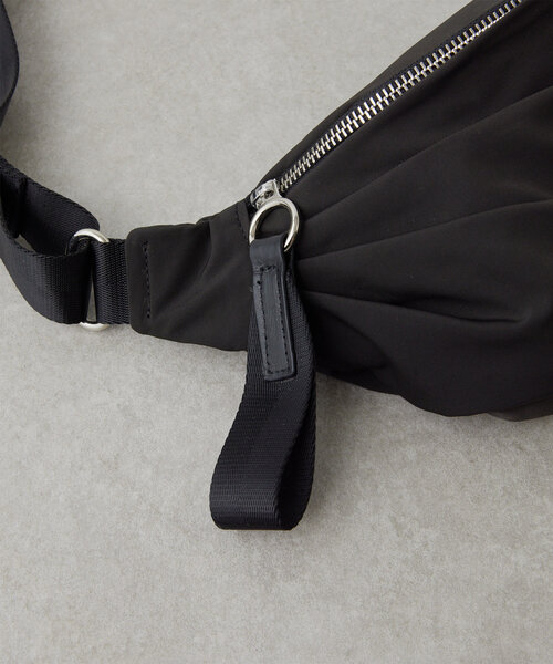 GALLARDAGALANTE（ガリャルダガランテ）の「【2.718】ドレープボディーバッグ（ハンドバッグ・レディース・ブラック/キャメル・FREE）」の7枚目の写真