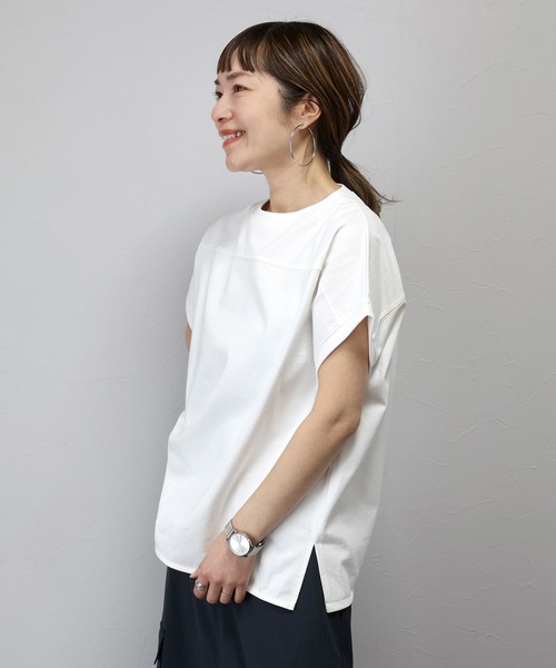 Aletta vita(アレッタビータ)の「綿サイドスリットフレンチプルオーバー(Tシャツ/カットソー・レディース・オフホワイト/ブラック/ブラウン・FREE)」の20枚目の写真