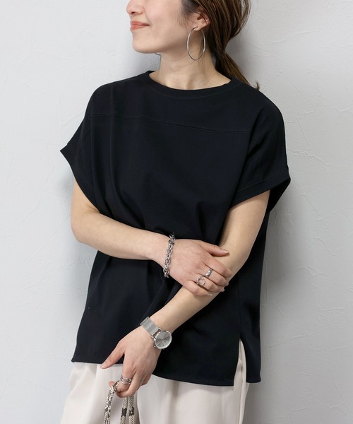 Aletta vita(アレッタビータ)の「綿サイドスリットフレンチプルオーバー(Tシャツ/カットソー・レディース・オフホワイト/ブラック/ブラウン・FREE)」の6枚目の写真