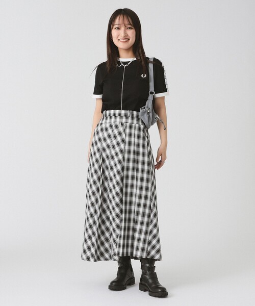 フレッドペリー　FRED PERRY TAPED SLEEVE T-SHIRT FRED PERRY / TAPED RINGER T-SHIRT（Tシャツ/カットソー