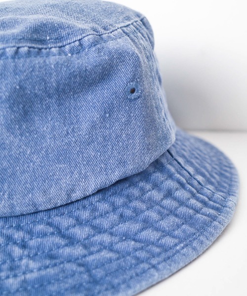 FRUIT OF THE LOOM（フルーツオブザルーム）の「【RS】【FRUIT OF THE LOOM】Pigment BUCKET HAT（ハット・メンズ・インディゴブルー/アイボリー/ブラウン/ベージュ/ブラック・FREE）」の19枚目の写真