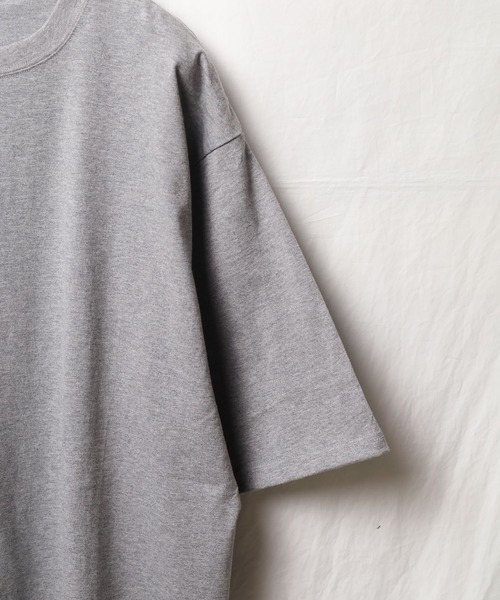 FRUIT OF THE LOOM(フルーツオブザルーム)の「【RS】【FRUIT OF THE LOOM】7oz HEAVY WEIGHT BIG T(Tシャツ/カットソー・レディース・ブラック/ホワイト/カーキ・LARGE/X-LARGE/MEDIUM)」の6枚目の写真