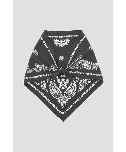 MARGARET HOWELL(マーガレットハウエル)の「GRAPHIC BANDANA SCARF(ストール/ショール・レディース・カーキ/ブラック・FREE)」の5枚目の写真