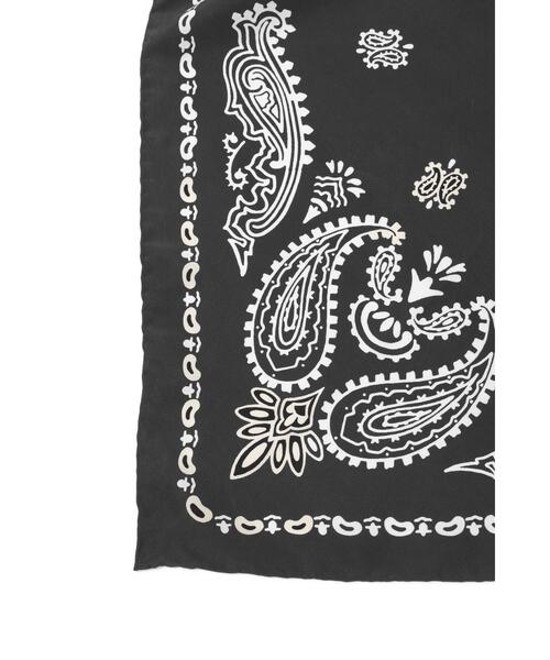 MARGARET HOWELL(マーガレットハウエル)の「GRAPHIC BANDANA SCARF(ストール/ショール・レディース・カーキ/ブラック・FREE)」の7枚目の写真