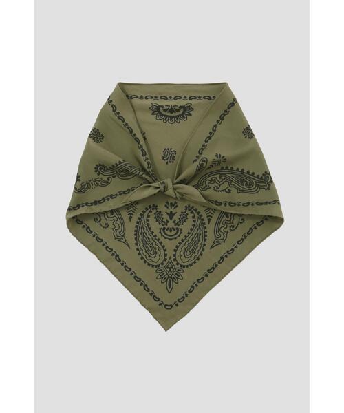 MARGARET HOWELL(マーガレットハウエル)の「GRAPHIC BANDANA SCARF(ストール/ショール・レディース・カーキ/ブラック・FREE)」の12枚目の写真
