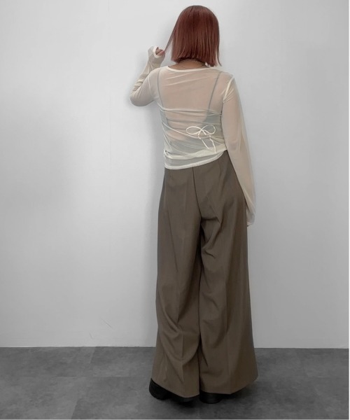 jiasecond.(ジアセカンド)の「【jiasecond.】リボン刺繍シアープルオーバー / トップス カットソー シースルーメッシュ クルーネック 長袖 レイヤード ブラック チャコール アイボリー ZOZOTOWN限定(Tシャツ/カットソー・レディース・ブラック/アイボリー/チャコールグレー・FREE)」の11枚目の写真