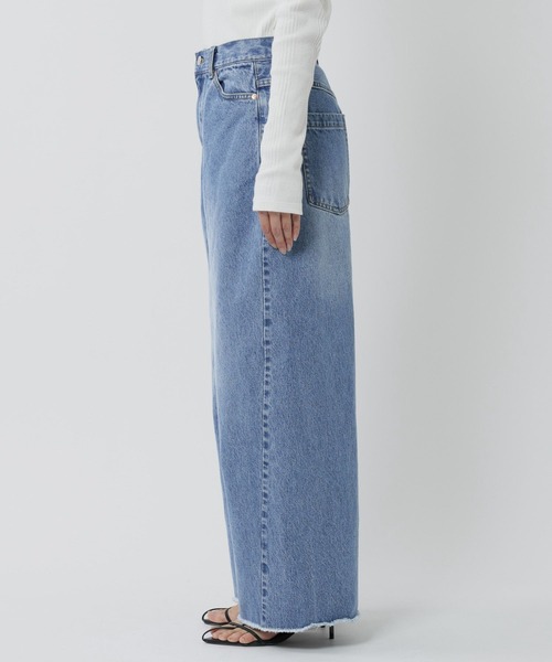 BABYLONE（バビロン）の「バレルレッグデニムパンツ（デニムパンツ・レディース・ブルー/ブラック/ネイビー/ダークブラウン/ベビーピンク/サンドベージュ・38inch/36inch/34inch）」の16枚目の写真