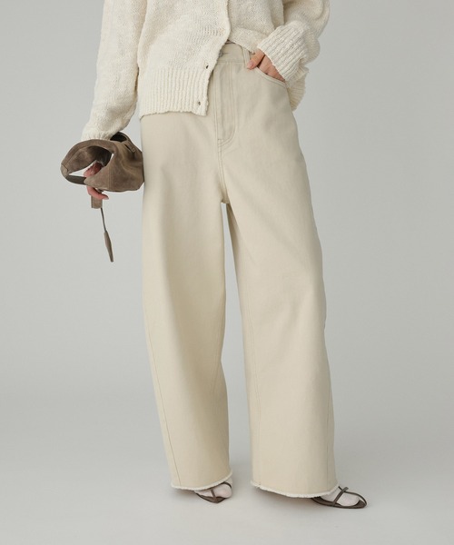 BABYLONE（バビロン）の「バレルレッグデニムパンツ（デニムパンツ・レディース・ブルー/ブラック/ネイビー/ダークブラウン/ベビーピンク/サンドベージュ・38inch/36inch/34inch）」の17枚目の写真