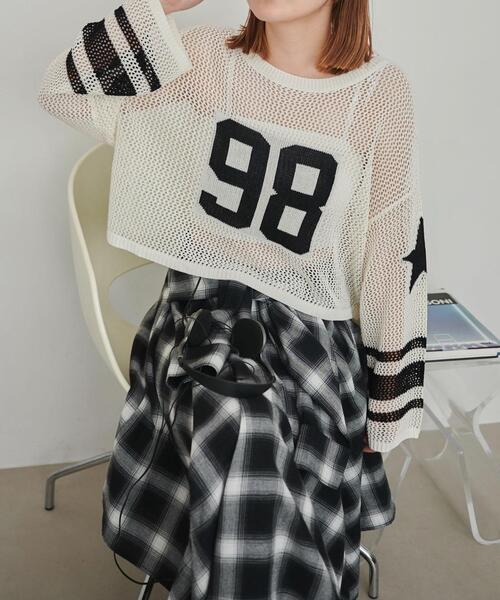 WEGO(ウィゴー)の「WEGO/ナンバリングメッシュショートニット(ニット/セーター・レディース・レッド/ブラック・FREE)」の11枚目の写真