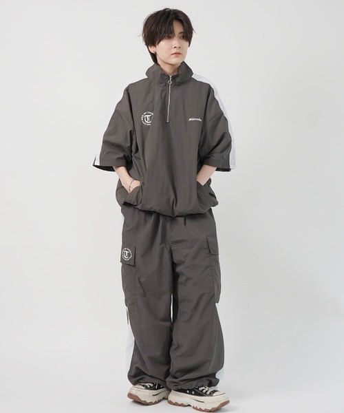 ILL'S(イルズ)の「セットアップ対応 ドロスト サイドライン ナイロンカーゴパンツ ワイドパンツ ユニセックス(カーゴパンツ・メンズ・ネイビー/グレー/ブラック・L/M)」の15枚目の写真
