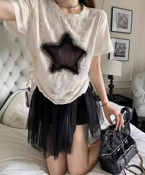 Lace Ladies(レースレディース)の「スター モチーフ ダメージ サイドシャーリング Tシャツ(Tシャツ/カットソー・レディース・アイボリー・M/XL)」の4枚目の写真