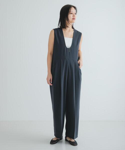 Uネックオーバーオール セール】Uネックタックオールインワン（サロペット/オーバーオール