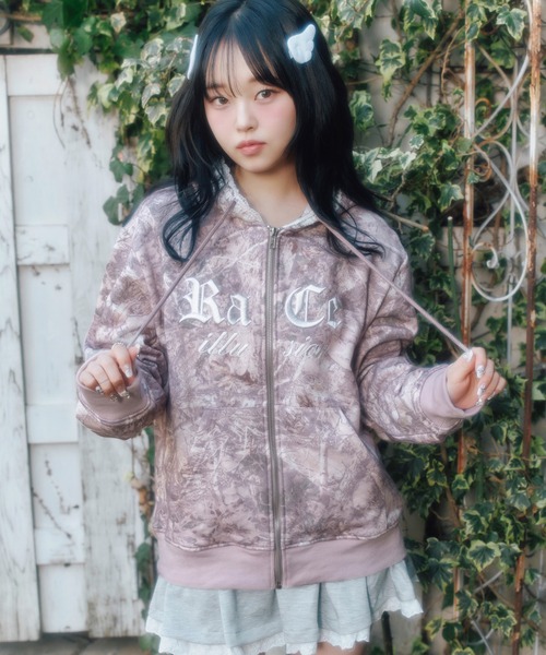 FCMM(エフシーエムエム)の「【日本限定】REALTREE ZIP UP / リアルツリージップアップフーディ(パーカー・レディース・グレー/ピンク・SMALL/MEDIUM)」の9枚目の写真