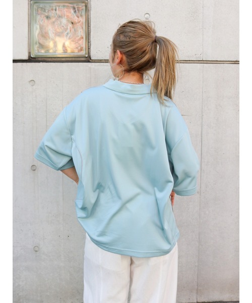 PUMA(プーマ)の「PUMA UNGRID FOOTBALL SHIRTS(シャツ/ブラウス・レディース・ブルー・FREE)」の2枚目の写真