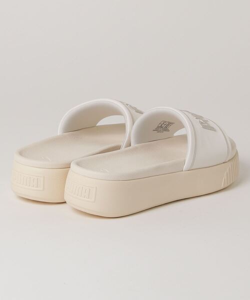 PUMA（プーマ）の「プーマ PUMA プラットフォーム スライド MU_（サンダル・レディース・ホワイト・23.0cm/24.0cm/25.0cm/26.0cm）」の2枚目の写真
