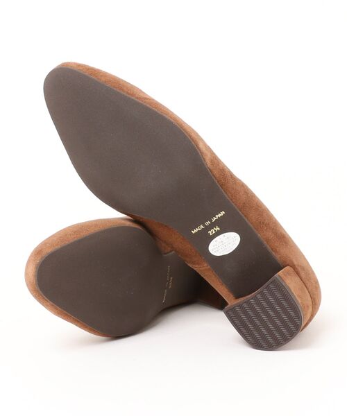 L'avenue（ラヴェニュー）の「L'avenue / スエードパンプス（日本製）（パンプス・レディース・ブラック/ブラウン/ボルドー/パープル・23/24/22.5/23.5/24.5）」の6枚目の写真