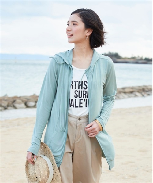 nissen（ニッセン）の「１２分袖綿混うすカルロング丈パーカー（ＵＶカット・吸汗速乾・抗菌防臭・毛玉防止）（パーカー・レディース・ピンク/グリーン/ベージュ系その他/ネイビー/チャコールグレー/オフホワイト/ブラック・L/LL/3L/S/M）」の5枚目の写真