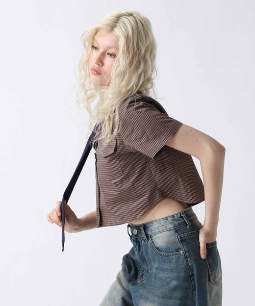 FOREVER 21(フォーエバー トゥエンティーワン)の「【2025SS】タイ付きチェックシャツ(シャツ/ブラウス・レディース・ブラウン/ブラック/レッド・FREE)」の9枚目の写真