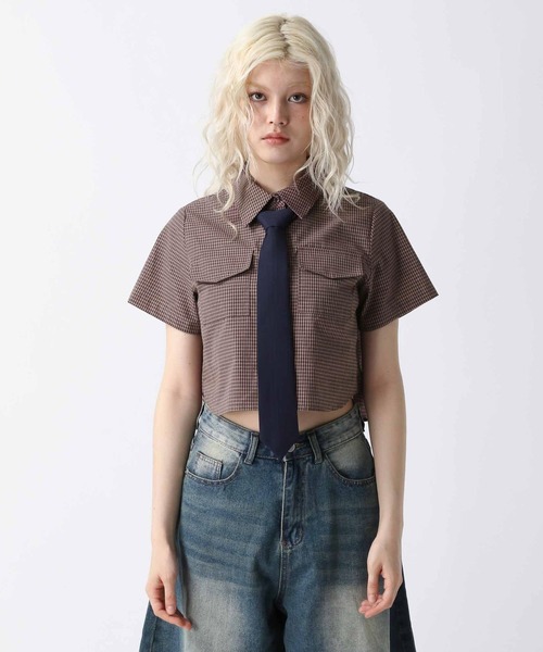 FOREVER 21(フォーエバー トゥエンティーワン)の「【2025SS】タイ付きチェックシャツ(シャツ/ブラウス・レディース・ブラウン/ブラック/レッド・FREE)」の19枚目の写真