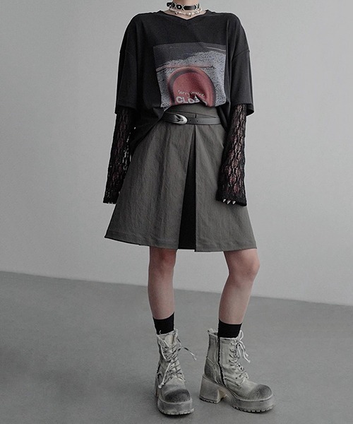 chuclla(チュクラ)の「【CHENTAITAI】“CLOSED”サイン グラフィックTシャツ CTW25s019(Tシャツ/カットソー・レディース・ブラック/アイボリー・M/S)」の16枚目の写真