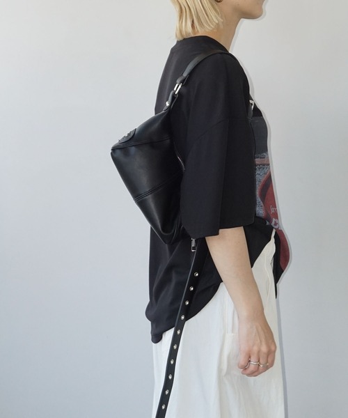 chuclla(チュクラ)の「【CHENTAITAI】“CLOSED”サイン グラフィックTシャツ CTW25s019(Tシャツ/カットソー・レディース・ブラック/アイボリー・M/S)」の6枚目の写真