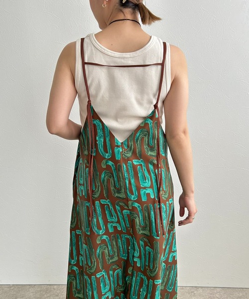 LHELBIE(レルビエ)の「レイヤードライクキャミワンピース(ワンピース・レディース・ネイビー/ブラック/グリーン・M)」の11枚目の写真