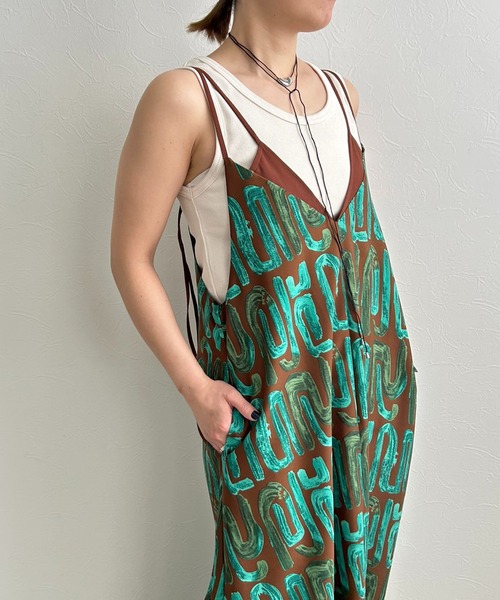 LHELBIE(レルビエ)の「レイヤードライクキャミワンピース(ワンピース・レディース・ネイビー/ブラック/グリーン・M)」の12枚目の写真