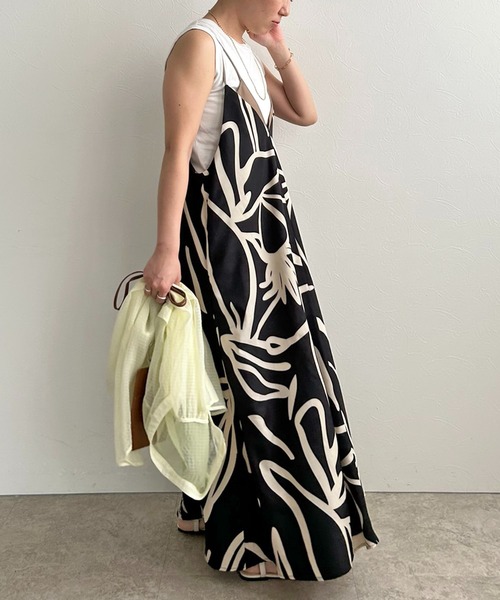 LHELBIE(レルビエ)の「レイヤードライクキャミワンピース(ワンピース・レディース・ネイビー/ブラック/グリーン・M)」の16枚目の写真