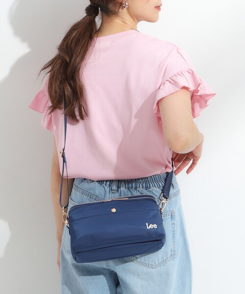 Lee（リー）の「【Lee別注／撥水】2層ショルダーバッグ（ショルダーバッグ・レディース・チャコールグレー/ネイビー系5/ブラック/ベージュ/カーキ系4・00）」の5枚目の写真