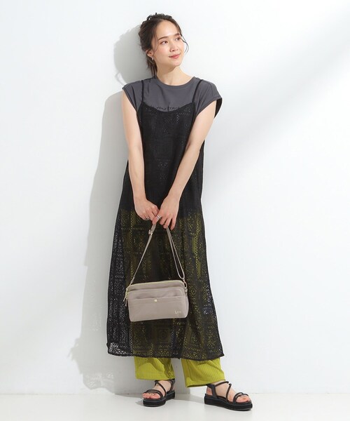 Lee（リー）の「【Lee別注／撥水】2層ショルダーバッグ（ショルダーバッグ・レディース・チャコールグレー/ネイビー系5/ブラック/ベージュ/カーキ系4・00）」の12枚目の写真