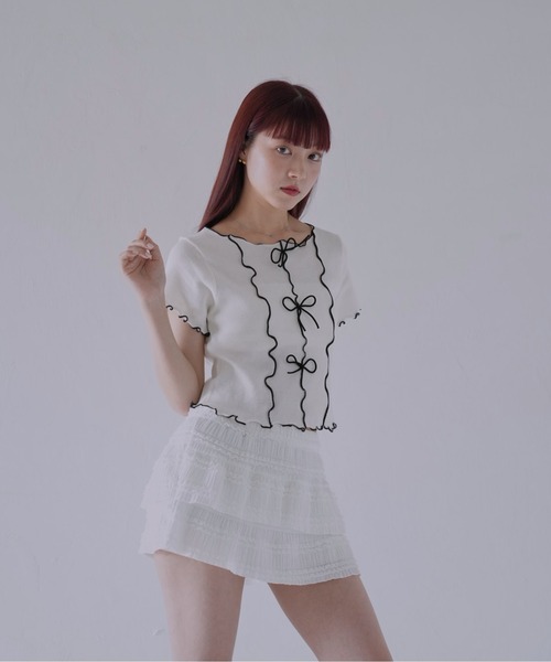 Uenui(ウニュイ)の「【 cunii 】リボンディテール×配色ステッチフリルニットトップス(Tシャツ/カットソー・レディース・ブルー系その他/ピンク/イエロー/ホワイト/ブラック・FREE)」の18枚目の写真