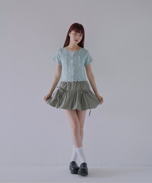 Uenui(ウニュイ)の「【 cunii 】リボンディテール×配色ステッチフリルニットトップス(Tシャツ/カットソー・レディース・ブルー系その他/ピンク/イエロー/ホワイト/ブラック・FREE)」の21枚目の写真