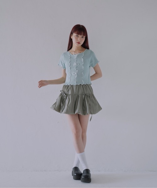 Uenui(ウニュイ)の「【 cunii 】リボンディテール×配色ステッチフリルニットトップス(Tシャツ/カットソー・レディース・ブルー系その他/ピンク/イエロー/ホワイト/ブラック・FREE)」の22枚目の写真